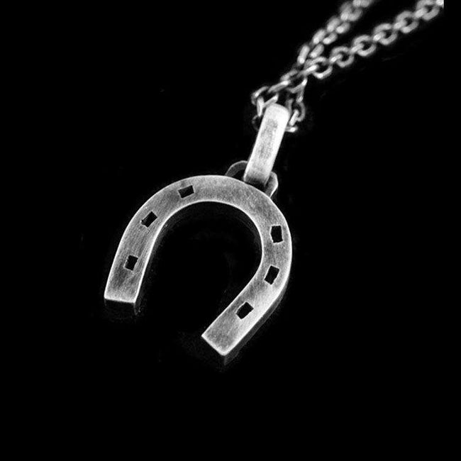 Horseshoe 925 silver necklace Pendant SSP67 Hover Image