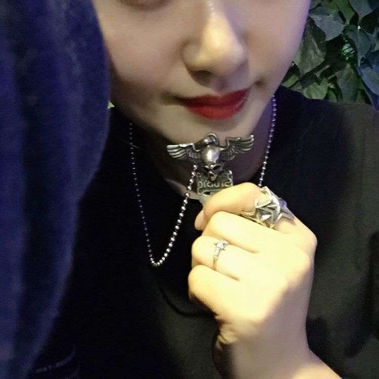 Wings of faith 925 silver Winged skull pendant SSP71