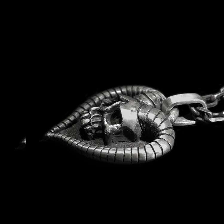 Heart shaped skull Goat horn 925 silver necklace pendant SSP89