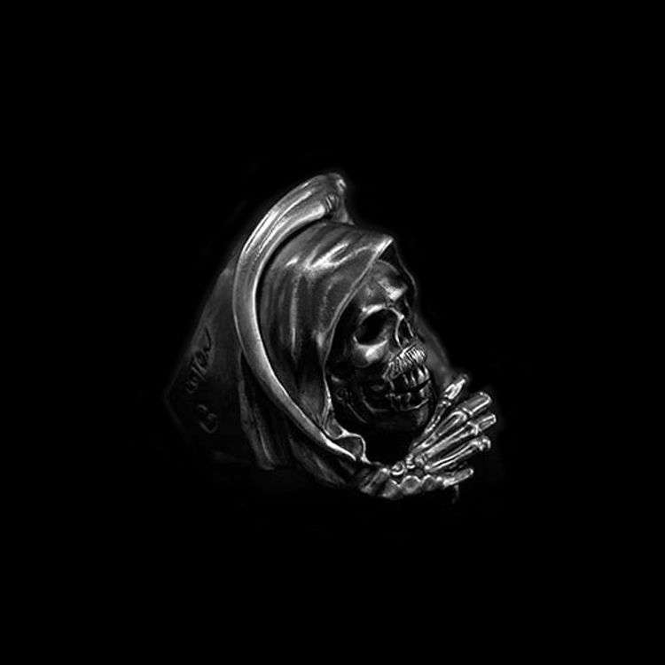 Grim reaper ring is the courage to face death
