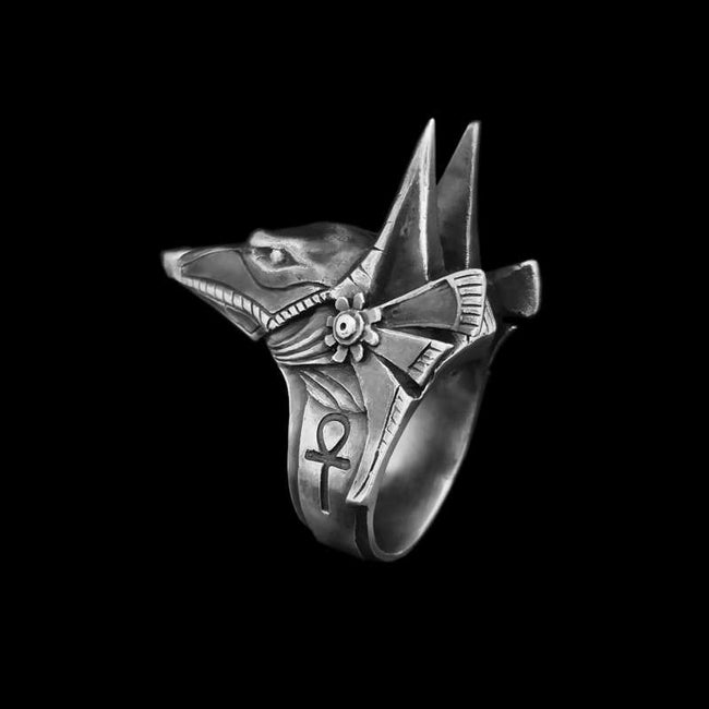 Anubis Ring for Men – A Symbol of Power and Mystique Main Image
