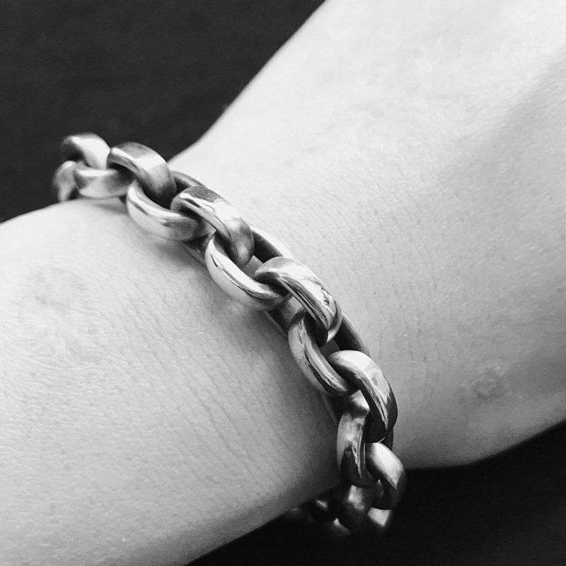 Gothic Bracelet Perfect Gift Symbolizing Lasting Beauty and Unwavering Quality