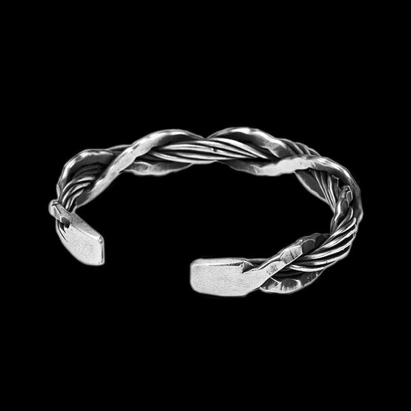 Cane Vine Bracelet with its Original Personality Design emerges as a beacon of authenticity