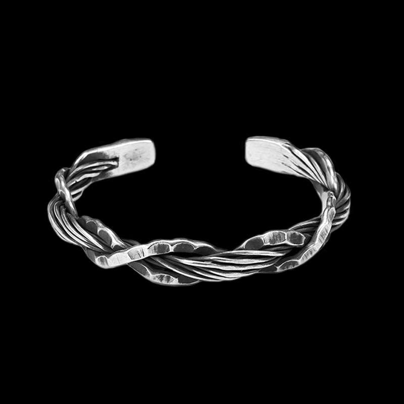Cane Vine Bracelet with its Original Personality Design emerges as a beacon of authenticity