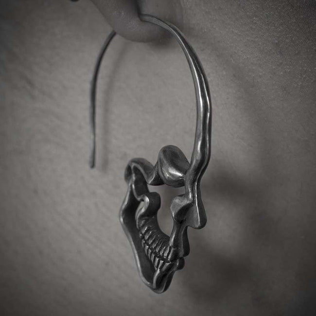 Skull earring 925 sterling silver skull silhouette earring FCS34 Main Image