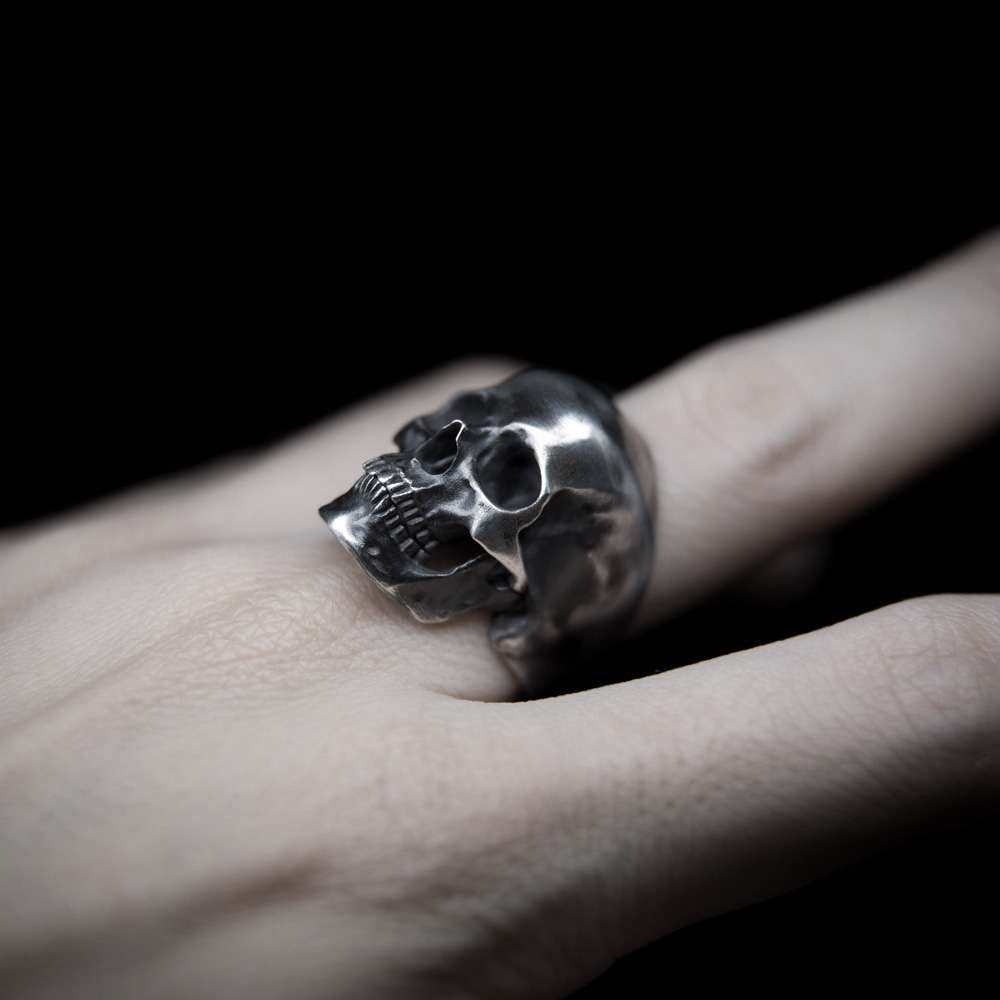 Allure of Silver Men's Skull Rings Bold Fashion Statement