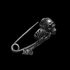 Skull brooch 990 sterling silver brooch