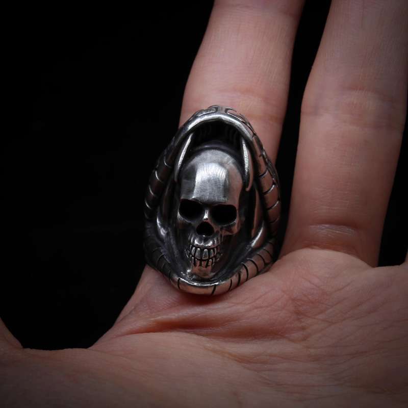 Black mamba snake rings Skull Defenders Against the Abyss