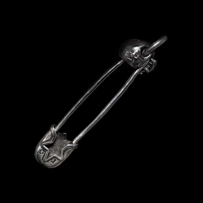 Skull Pin apart is the unmatched attention to detail in its design Main Image
