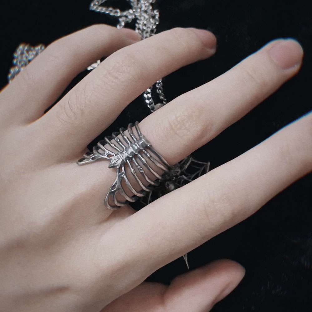 Sternum Ring is Unique and Artistic Masterpiece in the Realm of Skeleton Rings