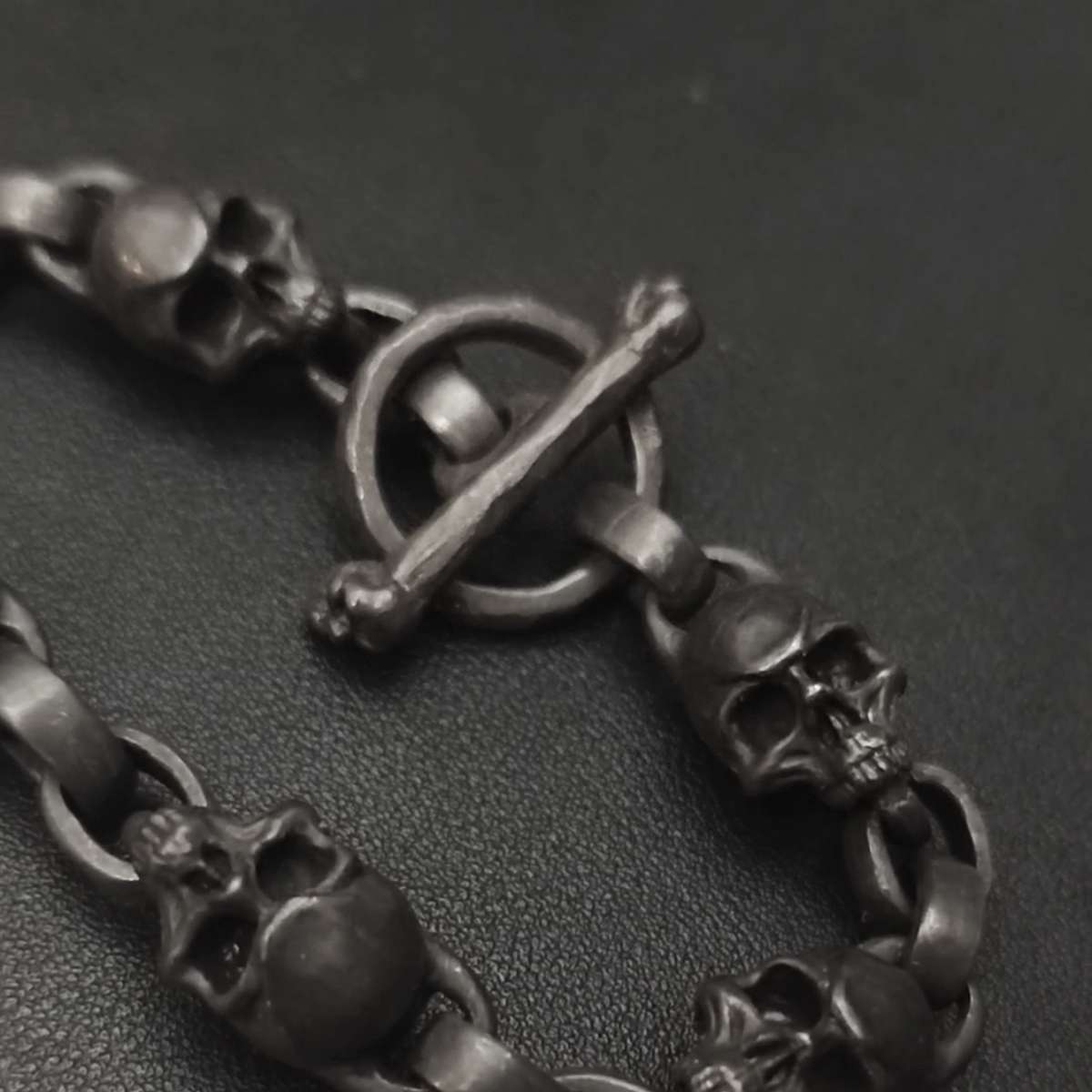 Bold Skull Bracelet - Handmade 925 Silver Men's Chain