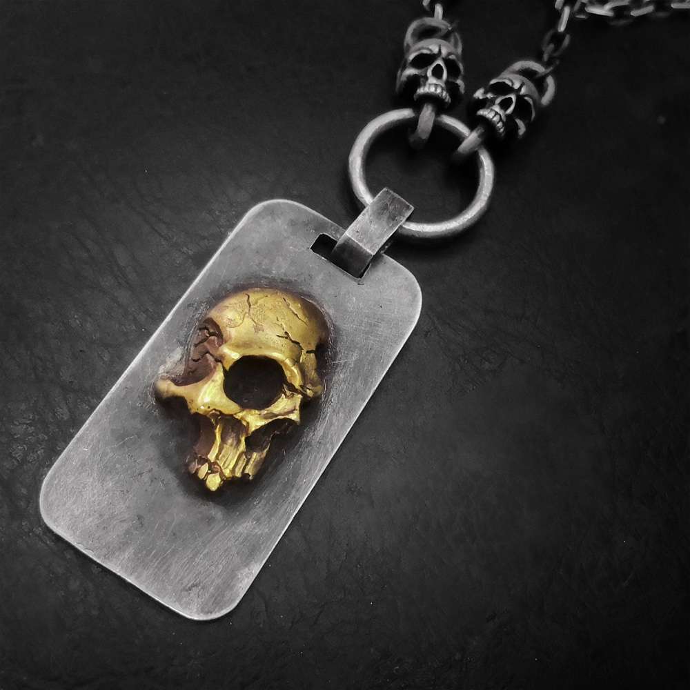 Half Face Skull Necklace A Symbol of Strength and Resilience