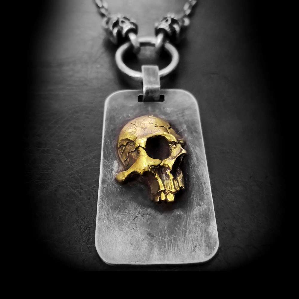 Half Face Skull Necklace A Symbol of Strength and Resilience