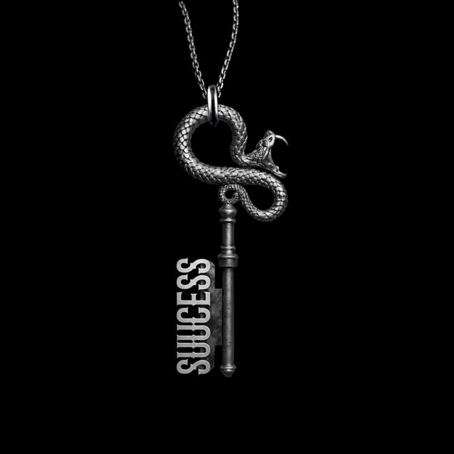 Custom Name Necklace – 925 Silver Snake Key Pendant Gift Hover Image