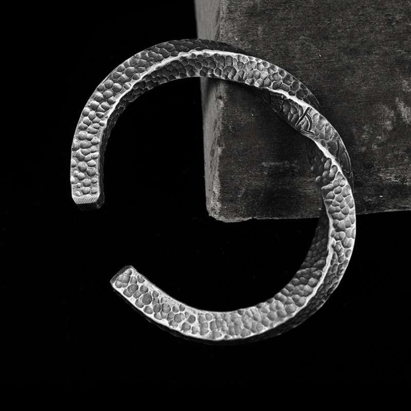 Viking Battle Bracelet – 999 Silver Hammered Mobius Bangle