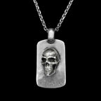 Domineering Skull Necklace Pendant A Perfect Accessory for Tough Guys