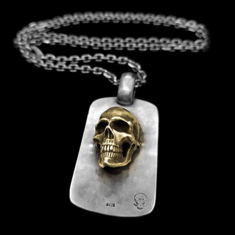 Domineering Skull Necklace Pendant A Perfect Accessory for Tough Guys