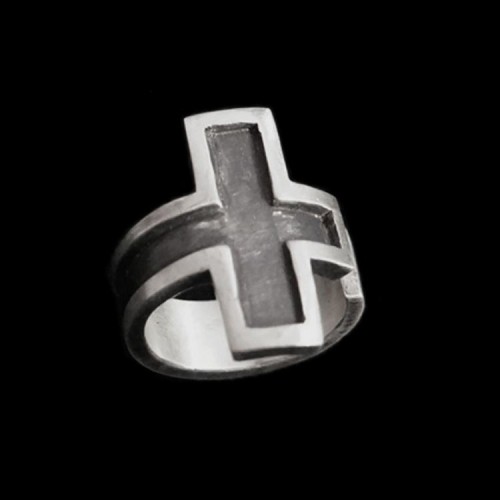 Cross Open Rings synonymous with refined and timeless sense of style