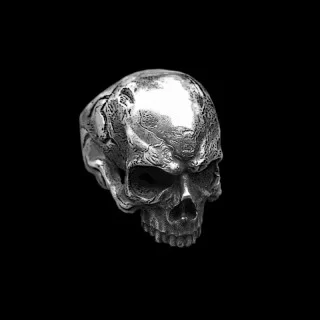 Realistic hot sale skull ring