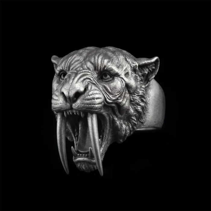 Why Tiger Rings Represent Power in Modern Men's Jewelry