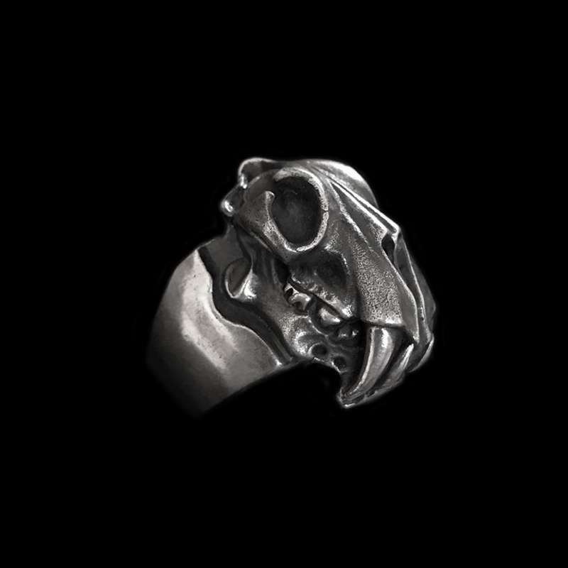 Sculpted sabertooth tiger ring in sterling silver