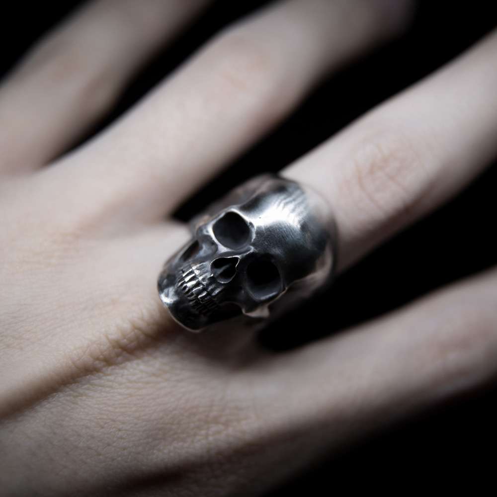Allure of Silver Men's Skull Rings Bold Fashion Statement - Image 3