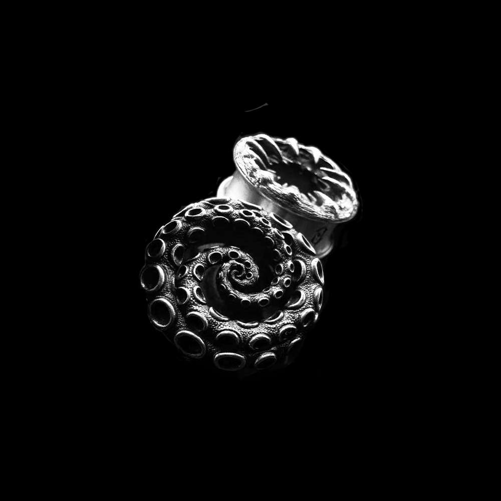 Shoggoth Ear Tunnels - Stainless Steel Gothic Ear Plugs - Image 5
