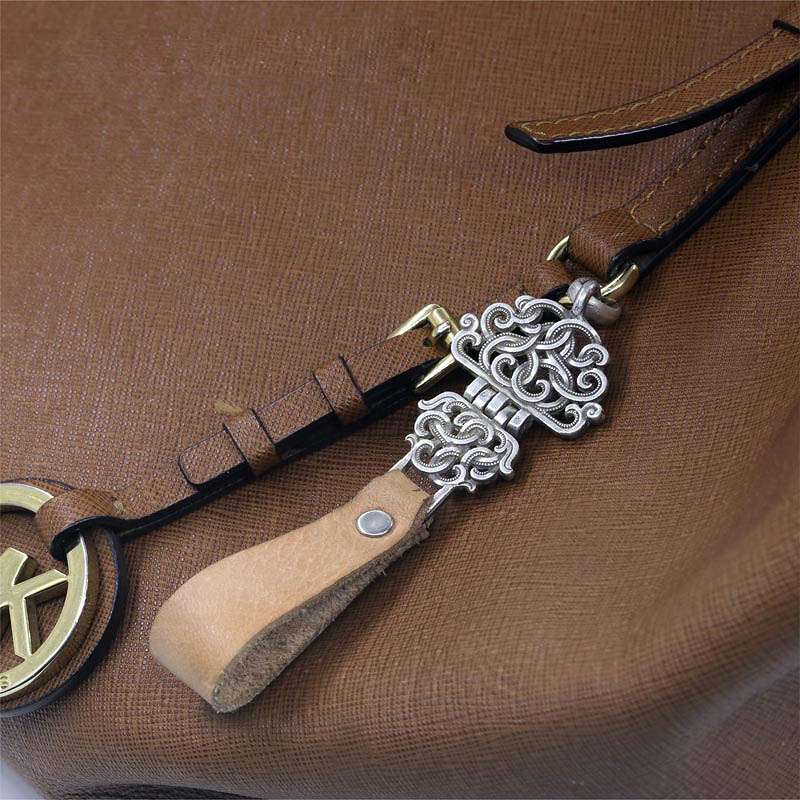 Lucky Pattern Key Buckle Pendant for Men - 925 Silver Necklace - Image 4