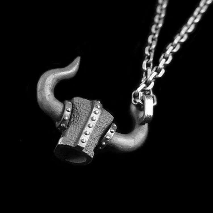 Lion Pendant 925 Silver Skull necklace Pendant SSP43