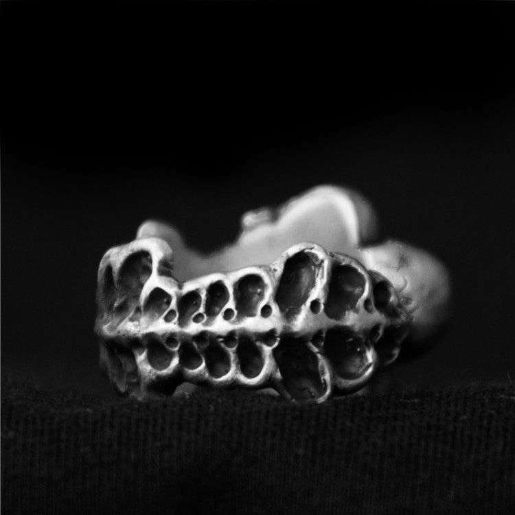 Evil Spirit Skull Ring - Heavy 925 Silver Gothic Collector's Artifact