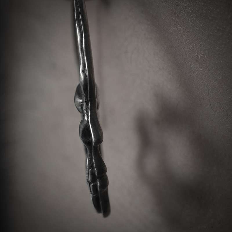 Skull earring 925 sterling silver skull silhouette earring FCS34