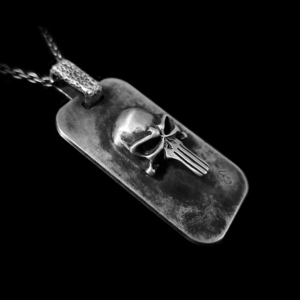 Punisher Skull Necklace A Symbol of Strength and Resilience