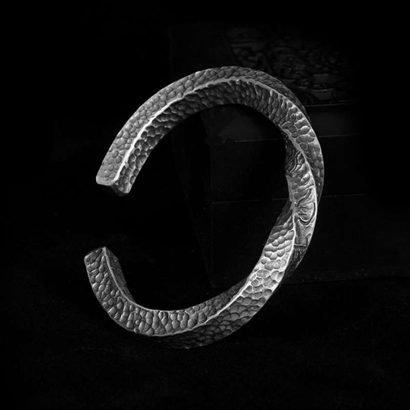 Viking Battle Bracelet – 999 Silver Hammered Mobius Bangle