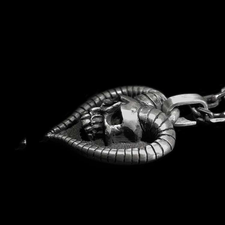 Heart shaped skull Goat horn 925 silver necklace pendant SSP89