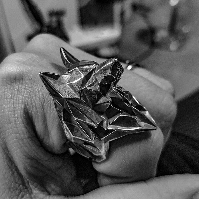 Geometric Wolf Head Ring - Solid 925 Silver