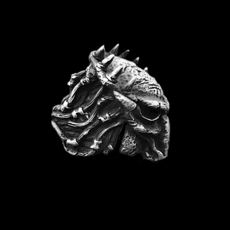 Predator Silver Skull Ring Bold Symbol of Power and Style