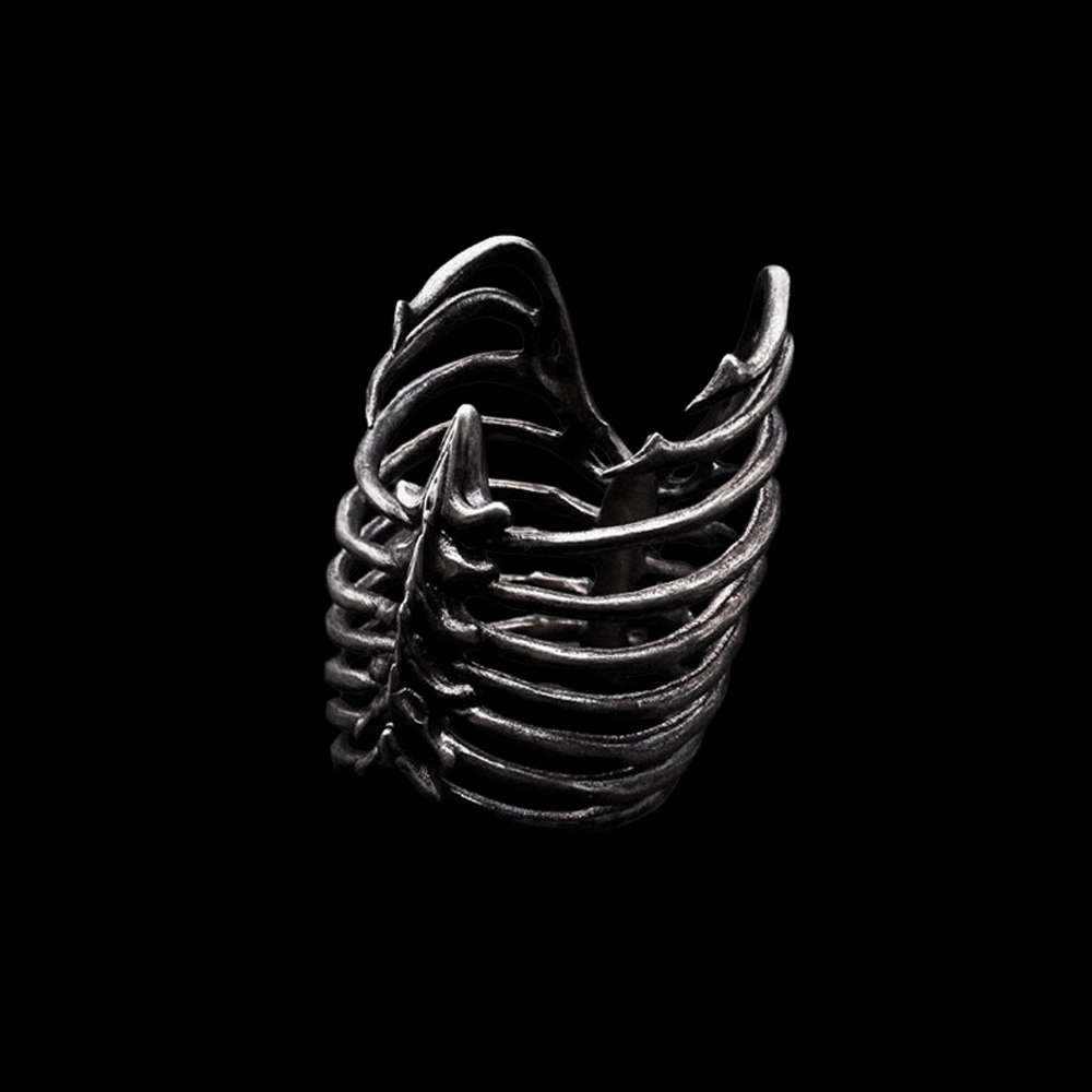 Sternum Ring is Unique and Artistic Masterpiece in the Realm of Skeleton Rings