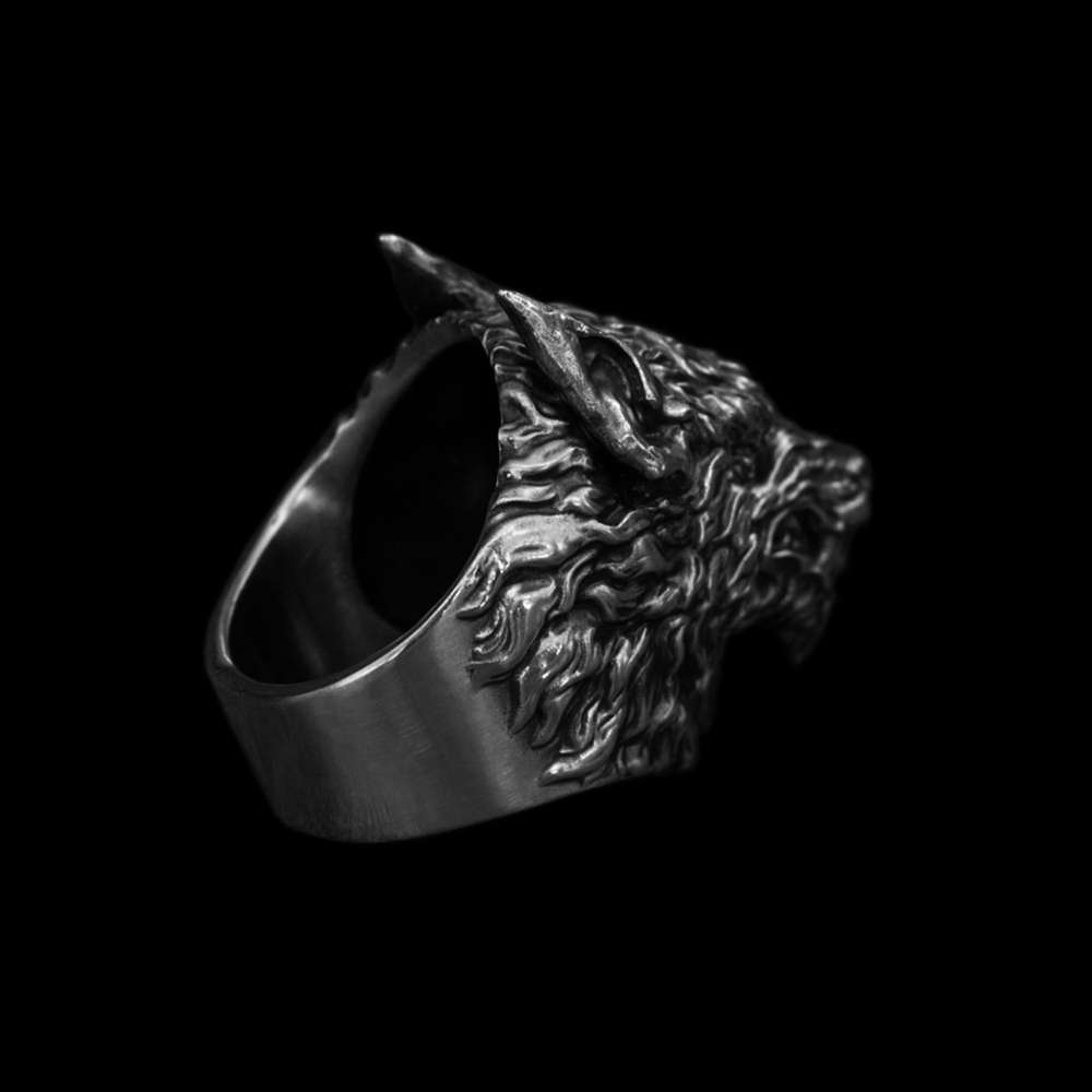 Wolf Ring Domineering sterling silver handmade is a ring that gives you strength