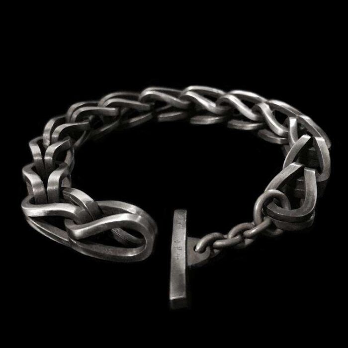 Dromi Silver Chain Bracelet The Perfect Accessory for Every Occasion
